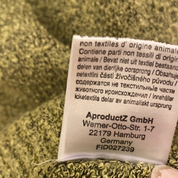 Sage Green Cross V-Neck Sweater Size 12 #367 - Picture 12 of 13